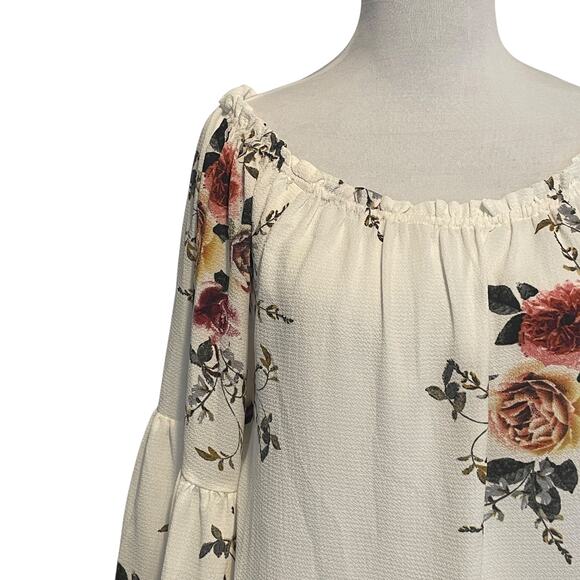 Umgee NEW Off Shoulder Bell Sleeve Top Womens XL Ivory Floral Flowy Boho NWT - Picture 3 of 9